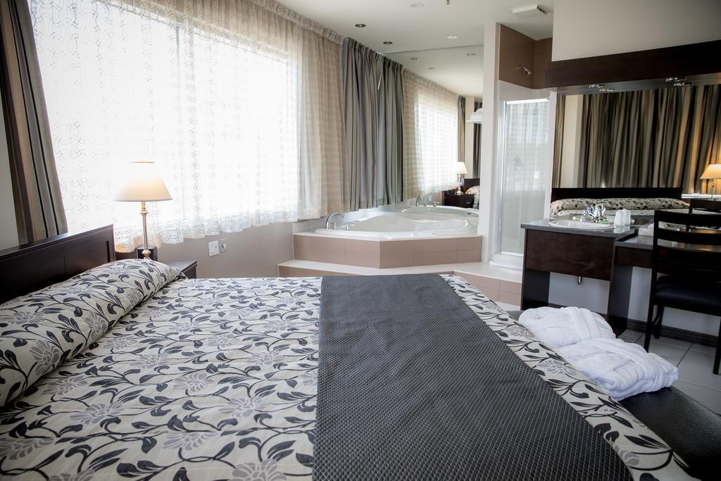 Hotel Charlemagne الغرفة الصورة